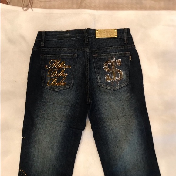 Unique Million Dollar Babe Rhinestone & Metal Stud Embellished Blue Jeans Money - Picture 7 of 16